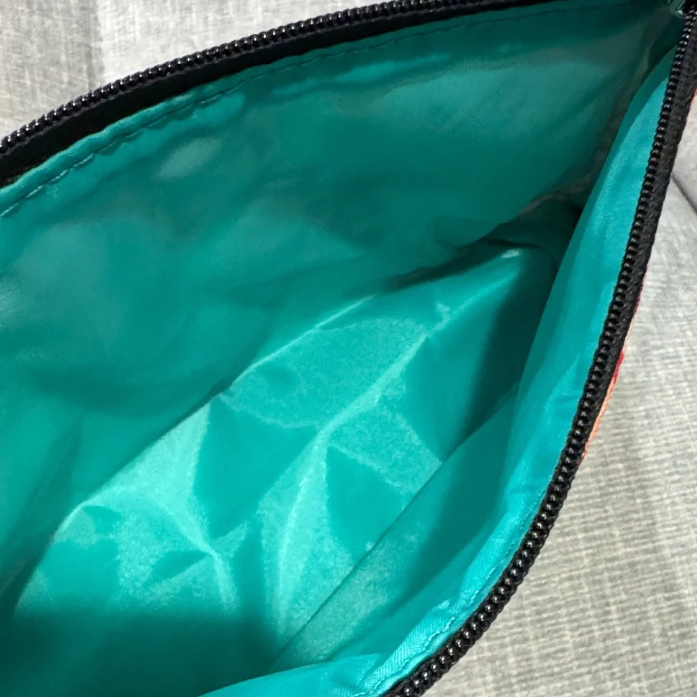 Clinique Pink and Floral Cosmetic Bag Set - Picture 2 of 6